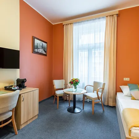 Libero Hotel 3*